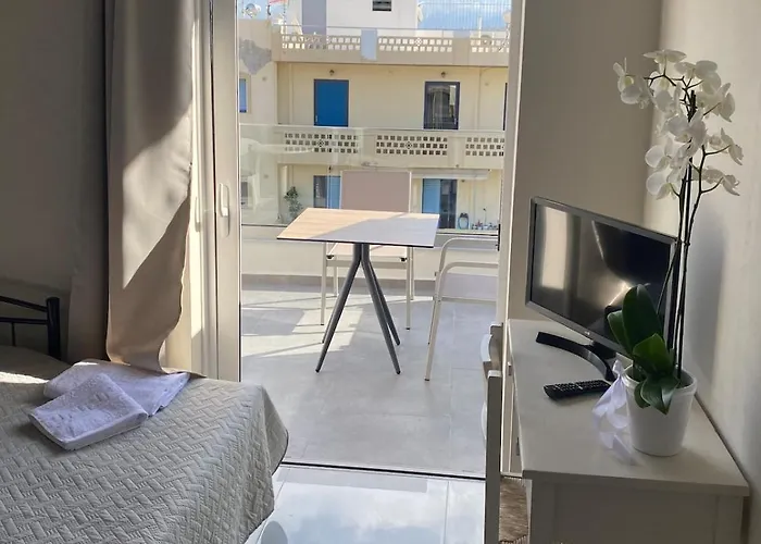 Heavenly Roof Rethymno (Crete)